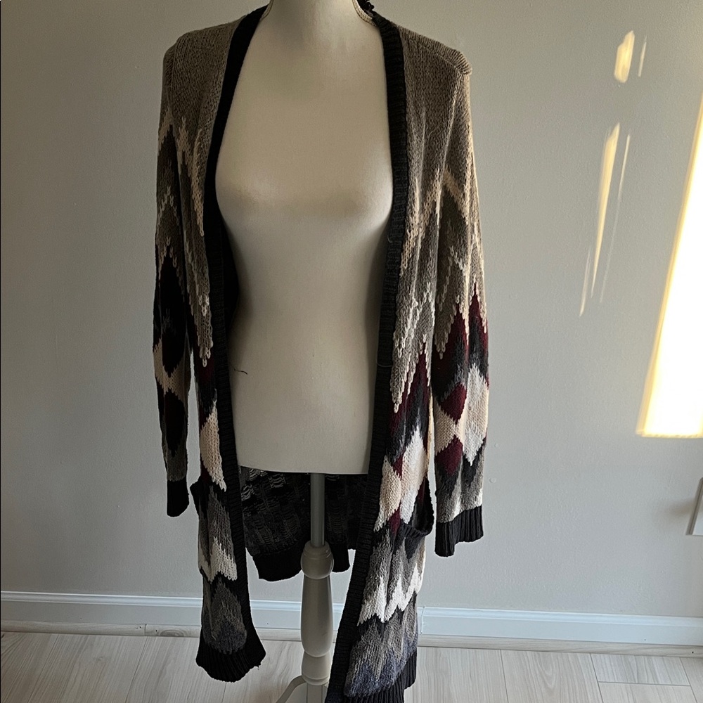 American Eagle Outfitters Women's Geometric Cardigan